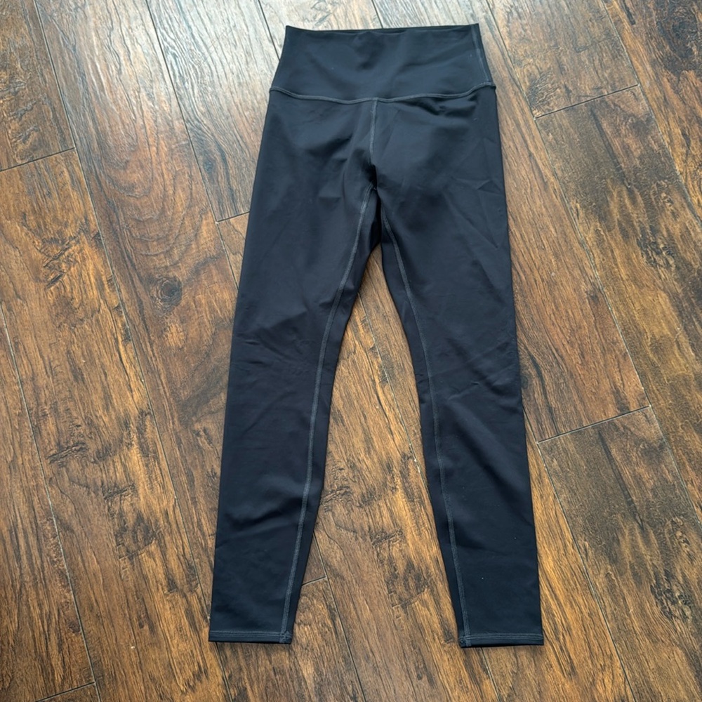 Alo Leggings